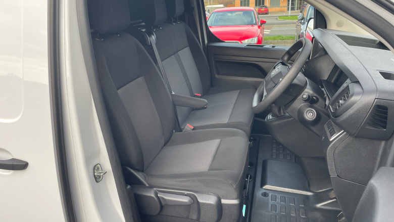 Vauxhall Vivaro L2 Diesel 2.0 Turbo D 145 Prime H1 Van